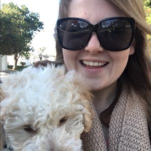 Meet your Posher, Lauren